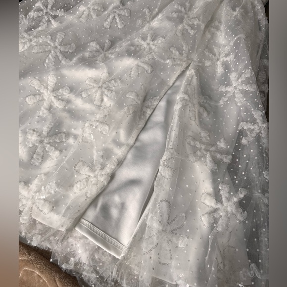 NEW LULUS SIZE SMALL WHITE FLORAL WEDDING MIDI DRESS SEQUIN TULLE BABYSHOWER $98 - Picture 8 of 10